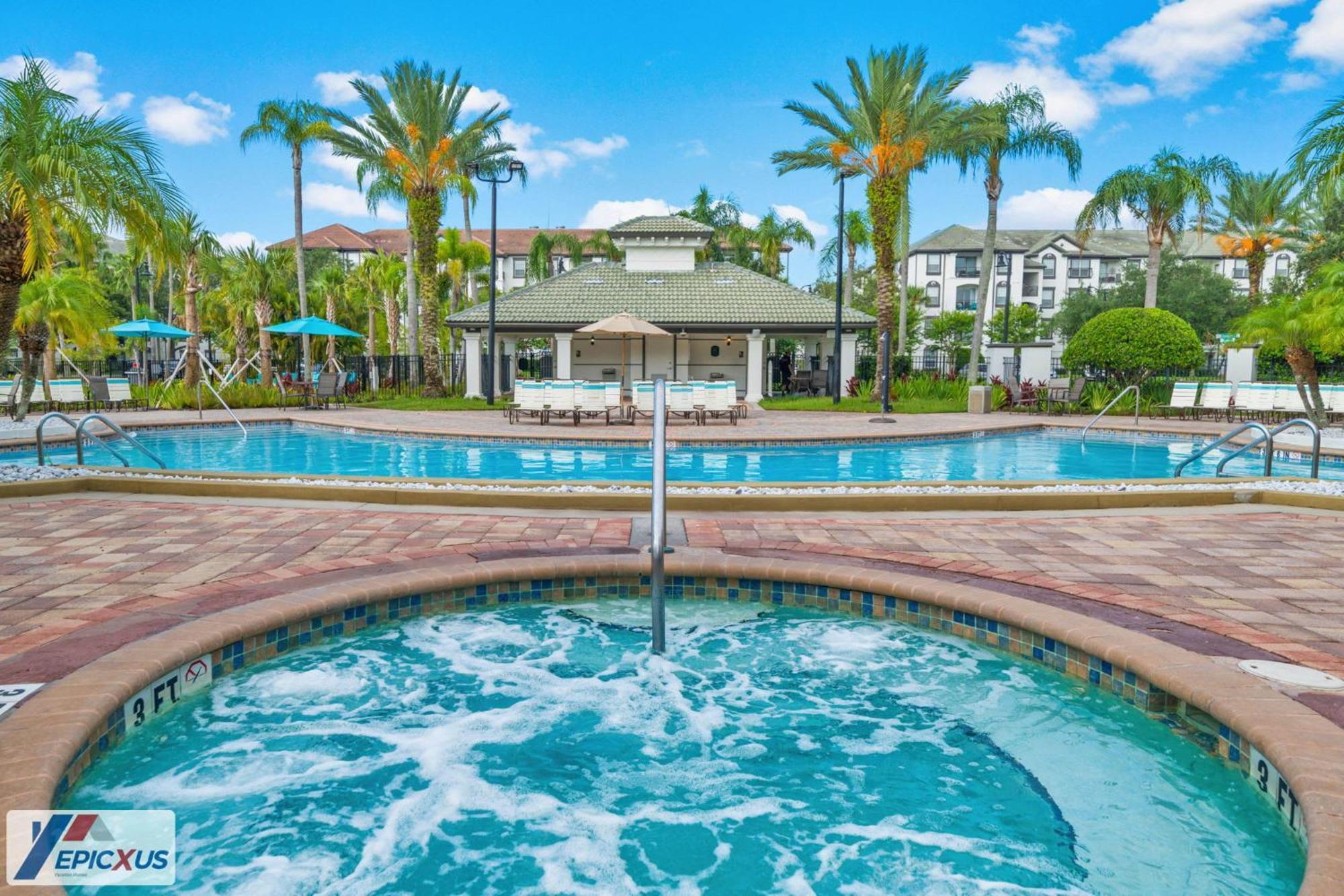 The Epic London Vista Cay Orlando Next To The Club Exterior foto