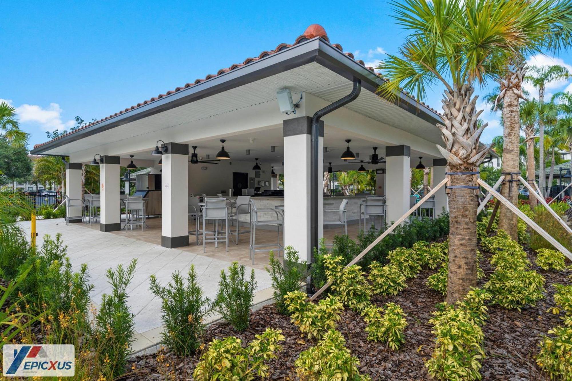 The Epic London Vista Cay Orlando Next To The Club Exterior foto